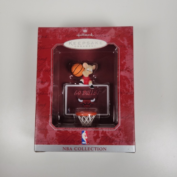 VTG Hallmark Keepsake Ornament 1998 Chicago Bulls NBA Collection- Basketball - Picture 2 of 6